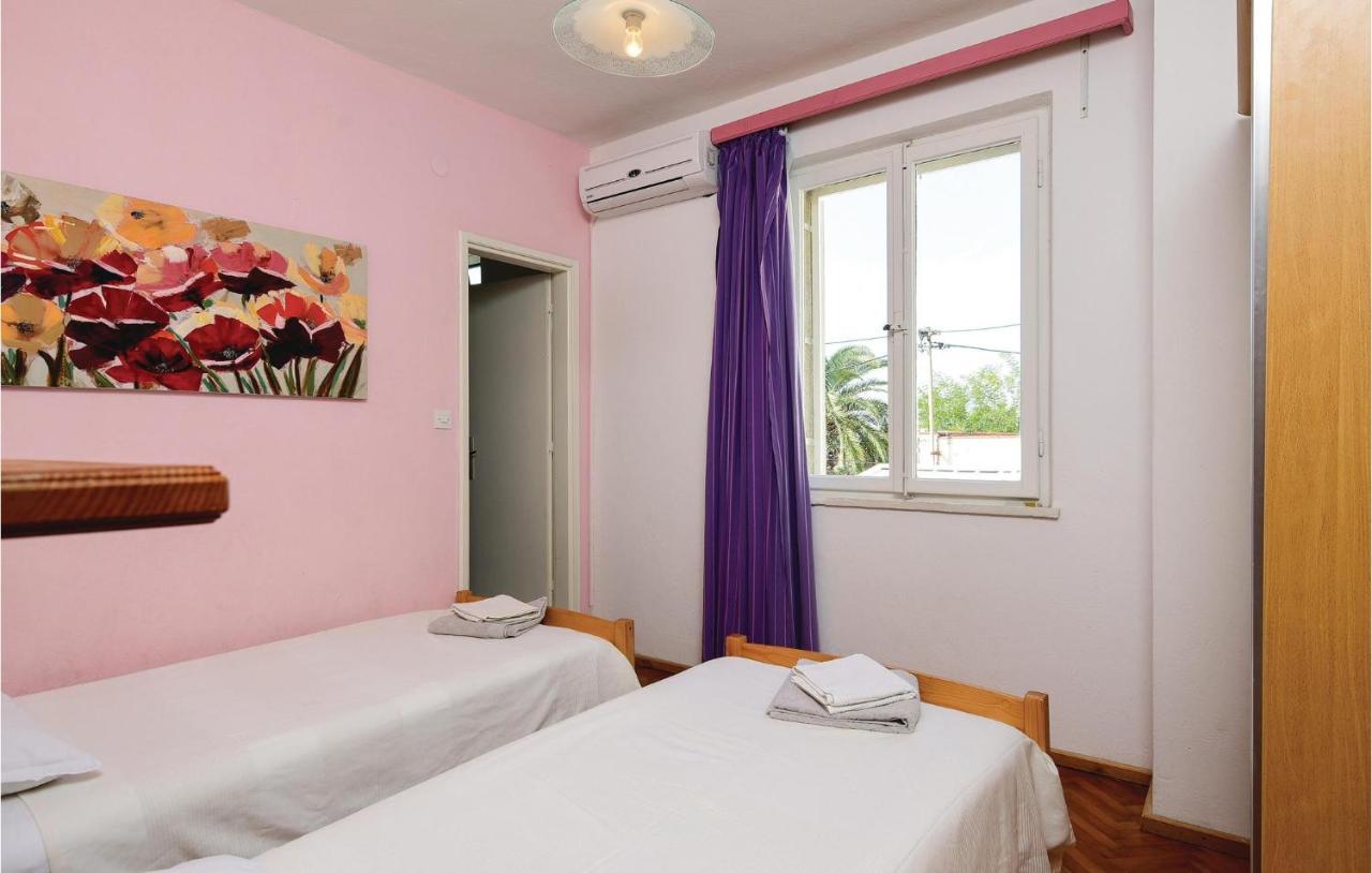 4 Bedroom Lovely Home In Žuljana Kültér fotó